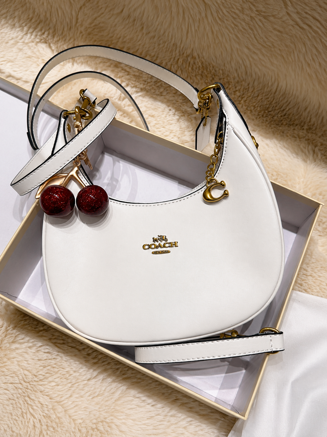 Coach White Sling - Image 3